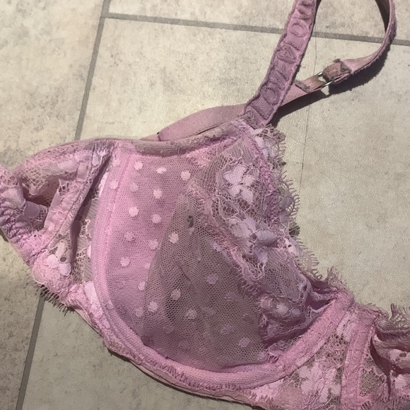 VS wired non-padded bra - Picture 2 of 3